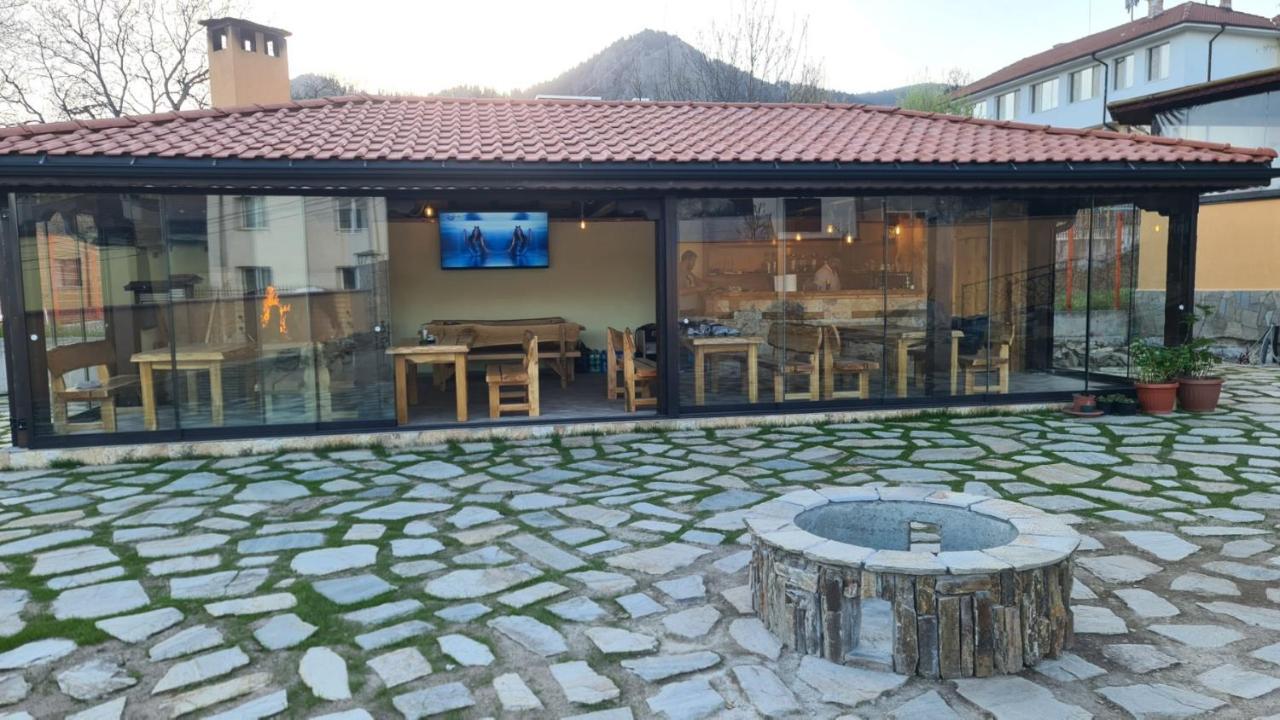 Guesthouse Nefertiti Smolyan Exterior foto